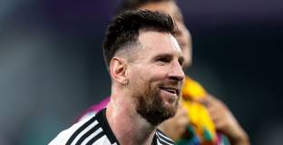 Салфетка с първия договор на Меси бе продадена за почти €900 000