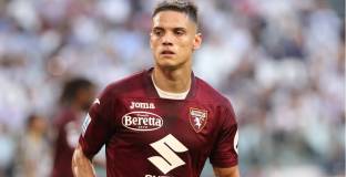 Интер предизвиква Милан за талант на Торино?