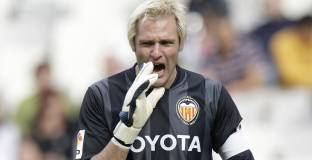 Канисарес: Куман бе най-лошият треньор за моите 10 г. във Валенсия