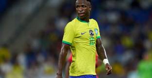 Бразилия има 5 точки в 6 мача с Винисиус 