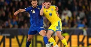 Обраха националите на Украйна преди мача със Швеция