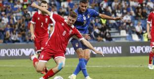 Италия си повдигна настроението с победа, Нидерландия и Германия с реми