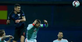 Далич ще разговаря с Ловрен за думите му към Рамос