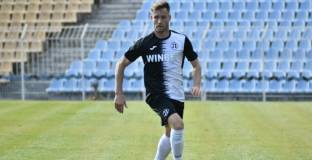 Локо Пловдив се раздели със защитника Милош Петрович