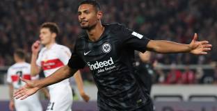 Ювентус започна преговори за нападателя на Айнтрахт Алер