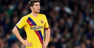 Барселона е готова да разгледа вариант с продажба на Роберто