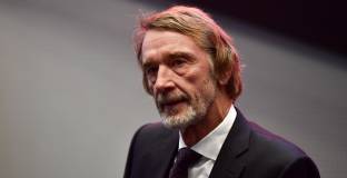 Най-богатият човек на Острова иска да купи Челси