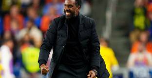 Селтик се раздели с мениджъра си