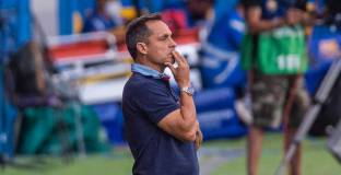 Бархуан: Играта се разпада, когато правиш принудителни смени