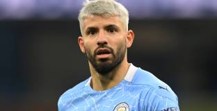 Агуеро преговаря с Ювентус, Интер и Барса