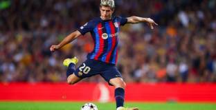   Серхи Роберто провежда последния си сезон в Барса