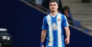 Севиля привлече защитник