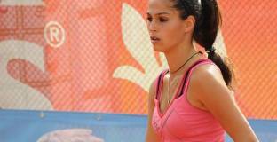 Шиникова със загуба във 2- я кръг в Испания