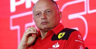 Щайнер предположи защо Хамилтън ще премине във Ферари