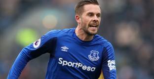 Сигурдсон се контузи за няколко седмици