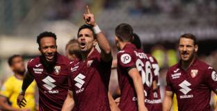 Торино се измъчи, но пречупи Верона с голове на Симеоне и Казадеи (видео)