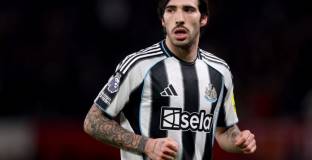 Манчестър Сити влиза в битката за Тонали, готви размени с Нюкасъл