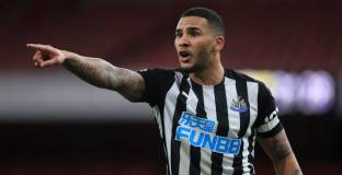 Разследват Ласелс за сбиване