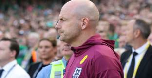 ФА не планира да плаща компенсация за следващ треньор