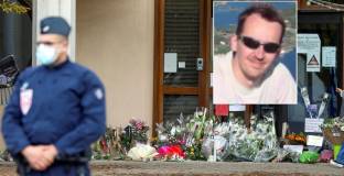 Мачовете във Франция ще започнат с минута мълчание