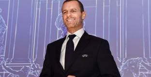 Чеферин отрече, че УЕФА е поискала Висшата лига да даде титлата на Ливърпул