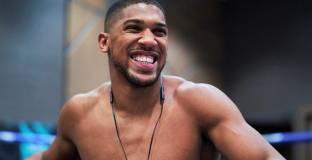Джошуа и Усик ще се бият на 18 или 25 септември