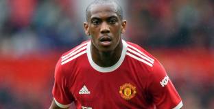  Марсиал отказал на Лион