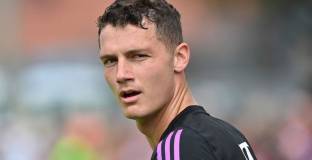 Павар може да премине в Ман Юнайтед само след продажба на Магуайър 