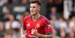 Шешко се контузи в мача с Тотнъм