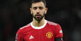 Каскарино: Ман Юнайтед не трябва да предлага нов договор на Бруно