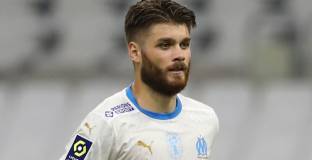 Уест Хем преговаря за защитник на Марсилия