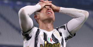 Ювентус с победа над десет от Порто, но аут от ШЛ (видео)