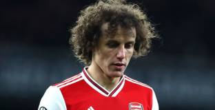 Давид Луис може да пропусне старта на сезона