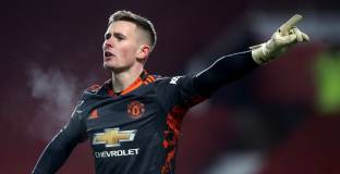 Кепа и Хендерсън сред целите на Нюкасъл 