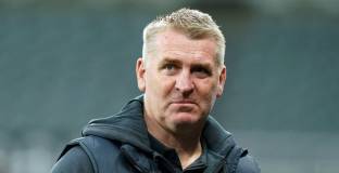  Норич уволни Дийн Смит