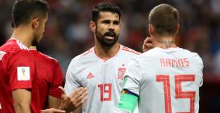 Коща се скара с ирански журналист 