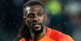 Звезда на Арсенал и Тотнъм окачи бутонките