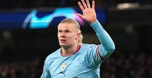 Холанд може да не играе срещу Ливърпул