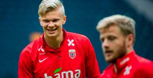 Барселона предпочела Боатенг пред Холанд през миналата зима