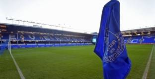  Семейство Камински се надява да купи Евертън 