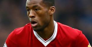 Вайналдум: Ливърпул може да повтори легендарното постижение на Арсенал