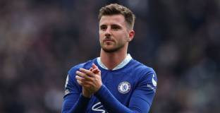  Ман Юнайтед преговаря за Маунт