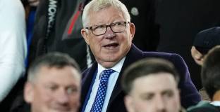 Ман Юнайтед отказал да плати на Сър Алекс