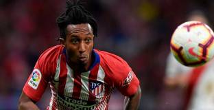 Арсенал възобнови интереса си към Мартинш