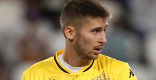 Ювентус започва преговори за вратаря на Тотнъм Гулиелмо Викарио