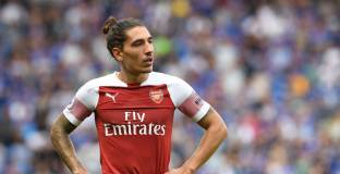 Арсенал разглежда двама за замяна на Белерин