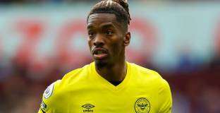  Челси и Евертън ще спорят с Ман Юнайтед за Тоуни