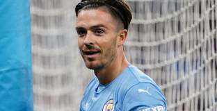 Тотнъм и Нюкасъл се интересуват от Грилиш