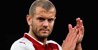 Уилшър: Искаме да завършим преди Тотнъм 