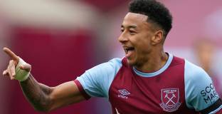 Лингард съобщи на Ман Юнайтед, че иска да остане в клуба